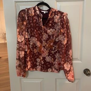 NEW WITHOUT TAG BUTTON DOWN WOMEN SIZE M